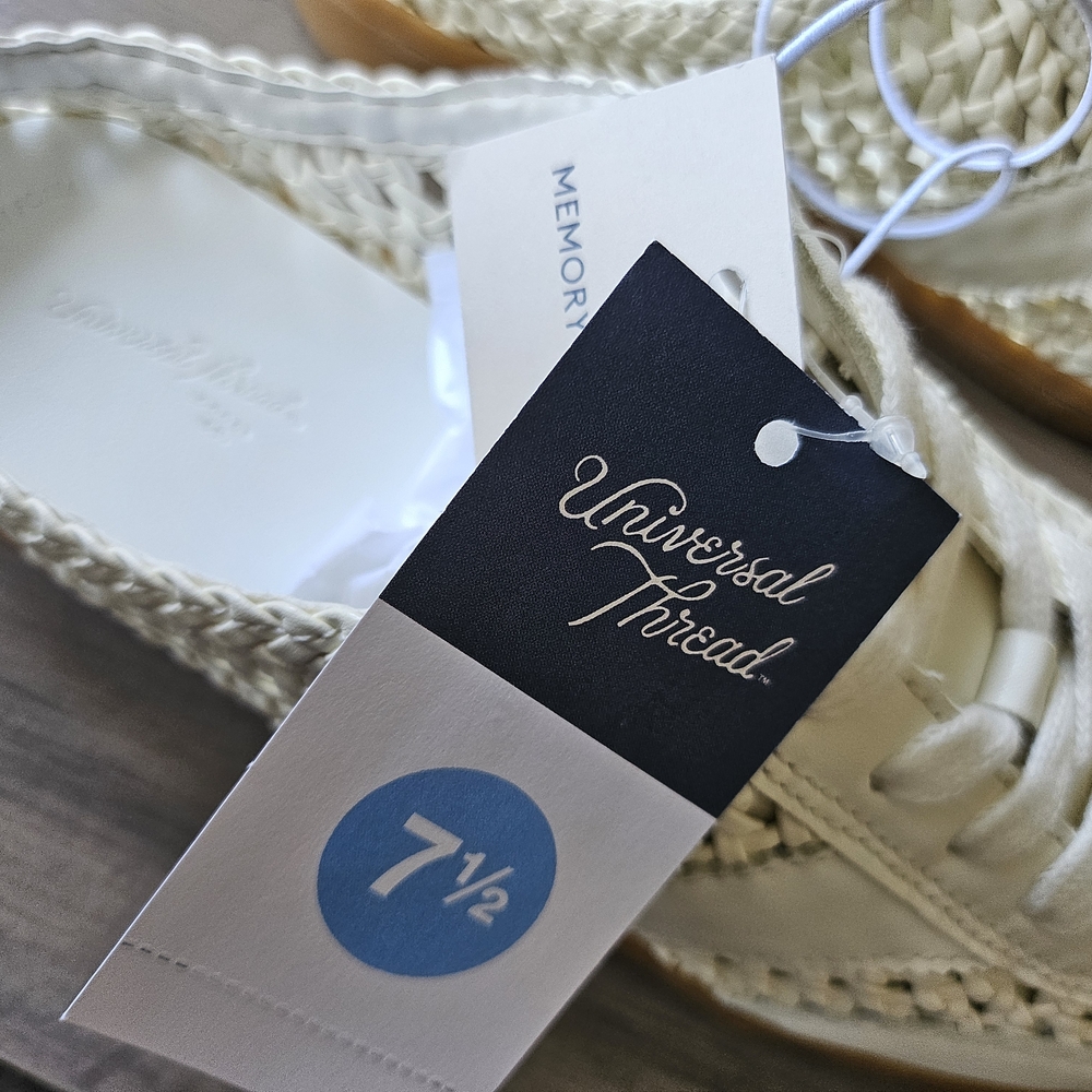 Universal Thread Women’s Cream Woven Sneakers - Cream